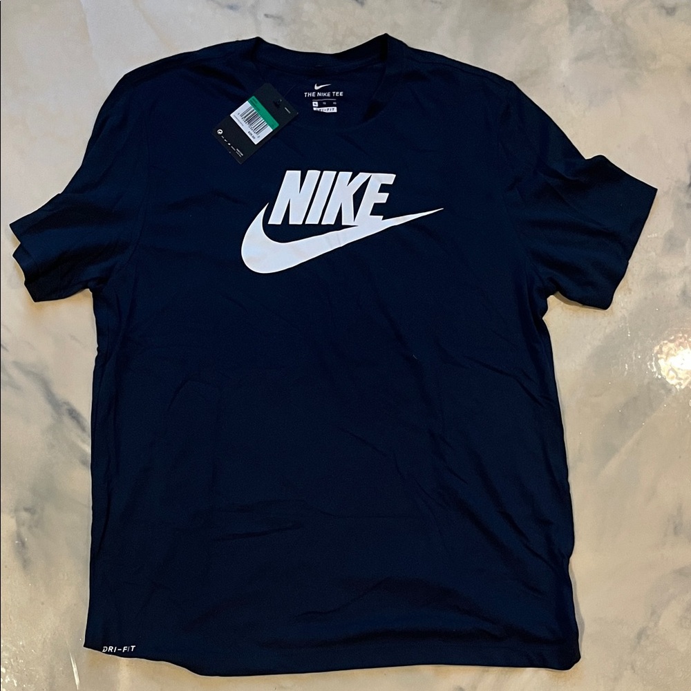 Nike Men's Dark Blue Short Sleeve Tee